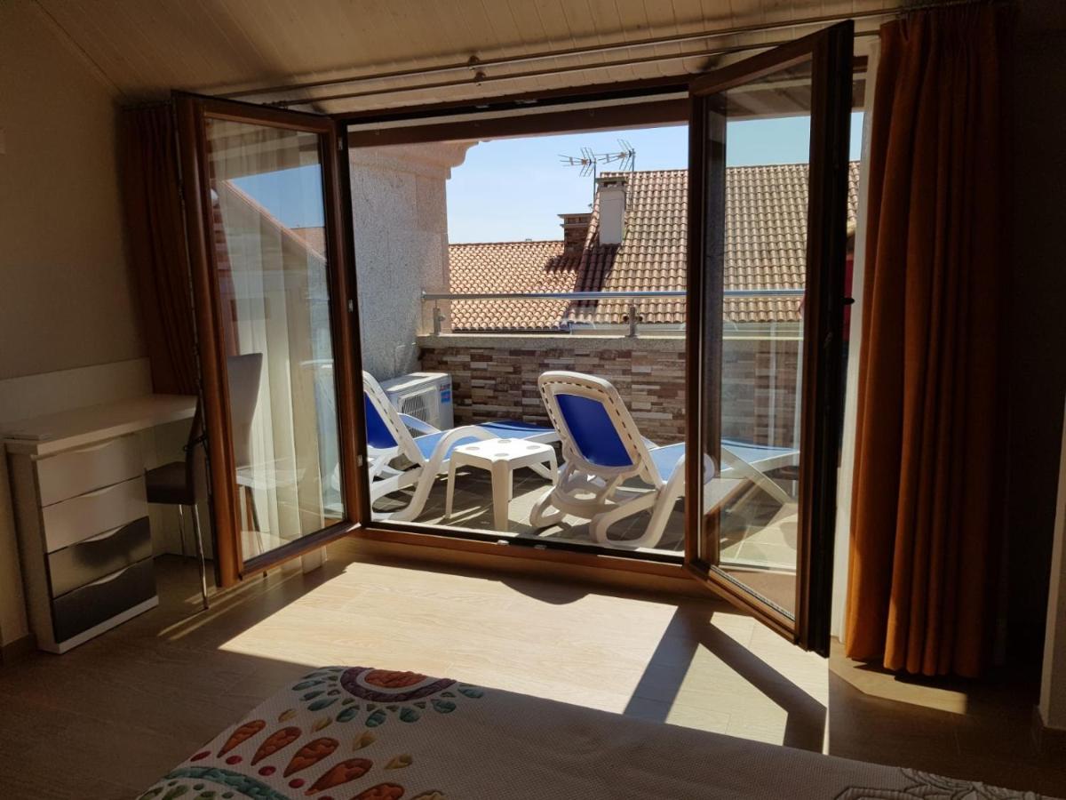 Apartamentos Playa Compostela Vilagarcia de Arousa Exteriör bild