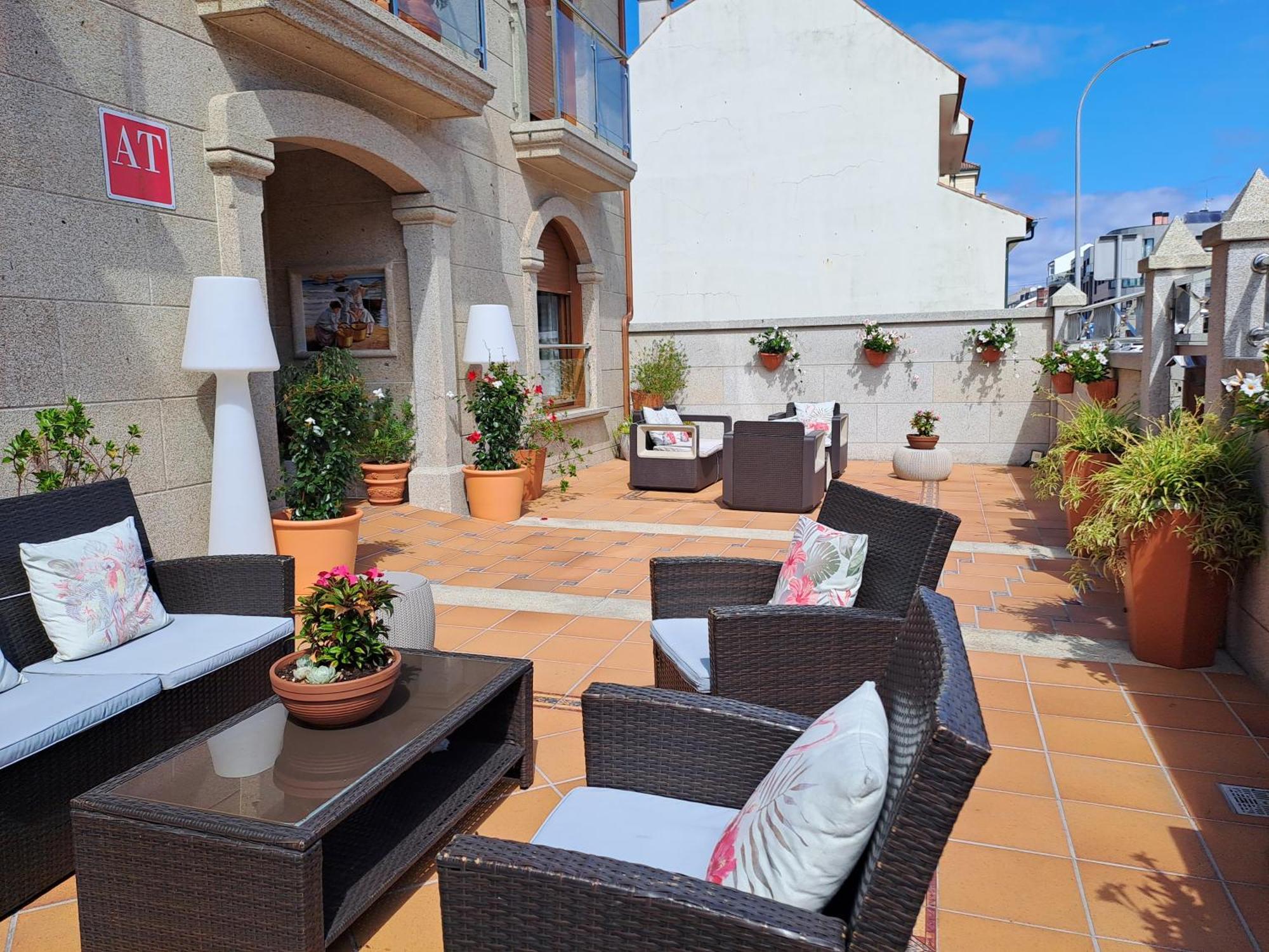Apartamentos Playa Compostela Vilagarcia de Arousa Exteriör bild