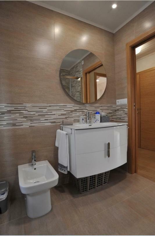Apartamentos Playa Compostela Vilagarcia de Arousa Exteriör bild